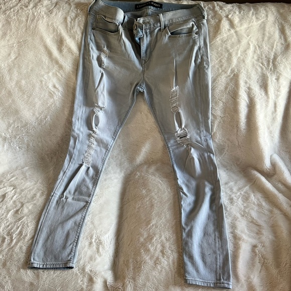 Express supersoft mid rise legging jeans size 8.